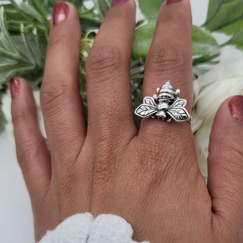 🥰 BUMBLE BEE STERLING SILVER RING - Picture 8 of 11